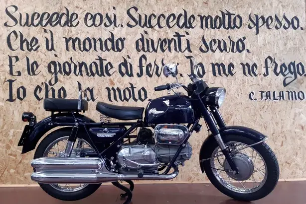 Moto Guzzi Falcone 500 - 1972