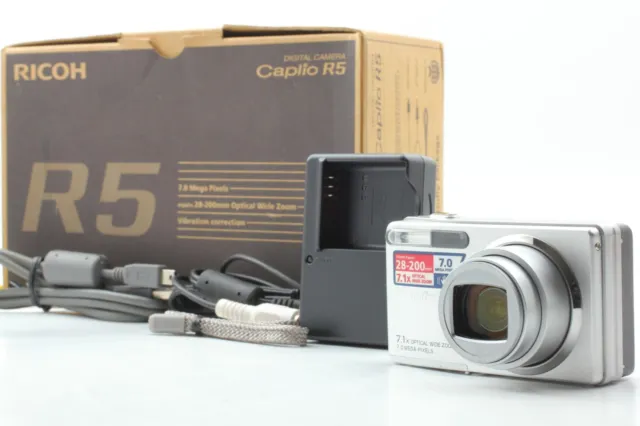 [Top MINT in Box ] Ricoh Caplio R5 Silver Compact Digital Camera From JAPAN #665