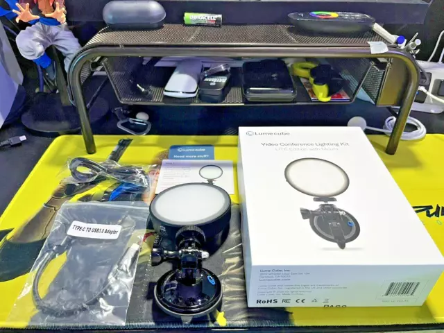 Kit de iluminación de videoconferencia Lume Cube edición LITE con montaje. Envíos a todo el mundo.