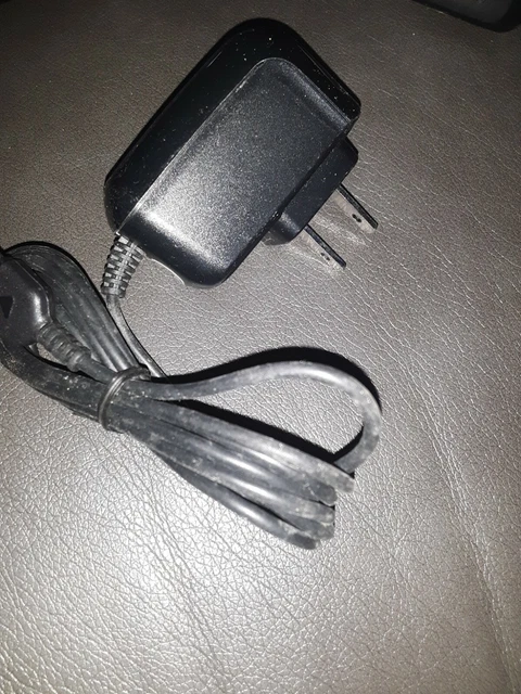 Samsung (ATADS30JBE) Travel Charger Juke U470 T T349 T409 A517 A637 R900/ bin125 Samsung (ATADS30JBE) Travel Charger Juke U470 T T349 T409 A517 A637 R900/ bin125
