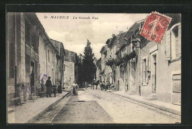 CPA St-Maurice, La Grande Rue, street view with cafe and passers-by 1916
