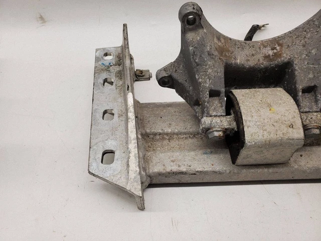 MERCEDES-BENZ SL R231 2013 Gearbox mounting bracket A2312401002 ...