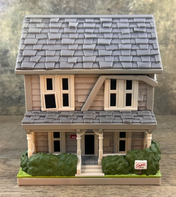 Funko POP! Town: Spirit Exclusive Halloween MICHAEL MYERS HOUSE #25