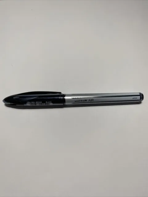 Uniball Air Tintenroller 0,7 schwarz neu