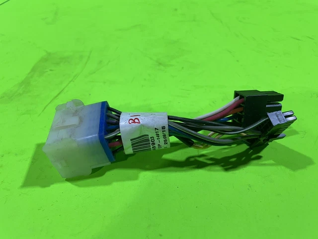 thumbnail image 2 of Husqvarna Genuine OEM Ignition Switch With Key (COMBO00218 / 532175566) 2 of 5