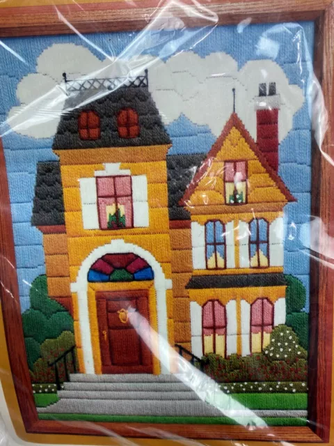 Creative Circle #1513 Town House Vintage 1981 Kit Brand New in Package