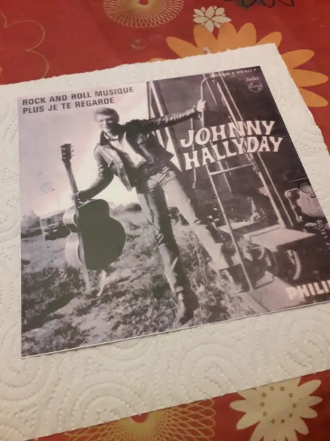 RARE Juke- Box Johnny Hallyday Rock and Roll Musique / Plus je te regarde.