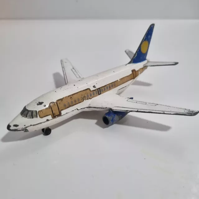 Dinky Toys, #717 Boeing 737 Lufthansa Aeroplane, Diecast Working Landing Gear