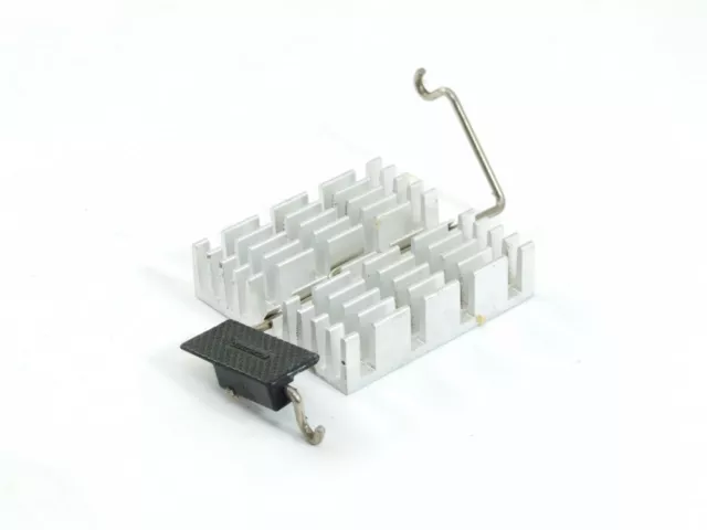 Placa Madre Chipset Disipador de Calor 38mmx 36mmx 10mm W/ 2 Brackets