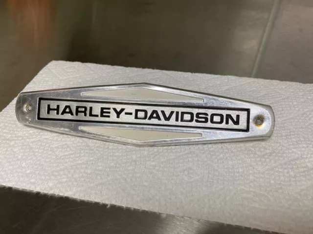 Harley Davidson 61771-66A Original Name Plate Emblem 1966-1971 FX Shovelhead FLH Harley Davidson 61771-66A Original Name Plate Emblem 1966-1971 FX Shovelhead FLH