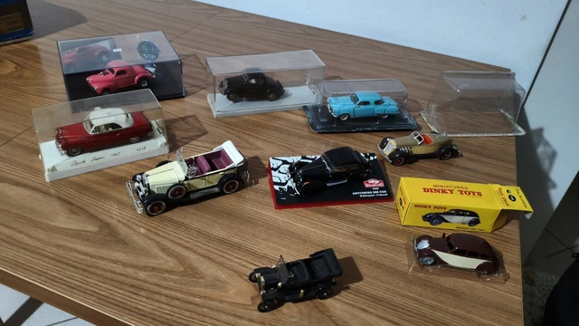 トミカ -イオン-トイザらス-初回特別仕様-ミニカー10台 セット Collections, lots, Véhicules miniatures, Jouets et jeux - PicClick FR