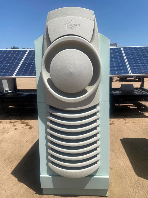 Capstone Microturbine C30 330 Turbine NatGas 3PH 480V 30kW Stats: 1 Start 22 min