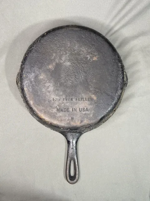 Unmarked Wagner Ware 10 1/2 Inch U Cast Iron Skillet No. 8 Made In USA