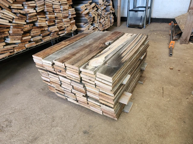 Bulk Reclaimed Wood 100 Sq. Ft. Barnwood Boards
