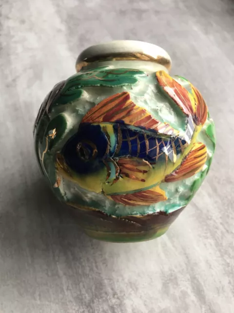 SUPERBE VASE CERDAZUR MONACO, FAIENCE POLYCHROME DECOR de POISSON & FOND MARIN