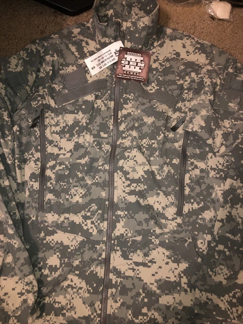 Level 4 Cold Weather Wind Jacket Gen III Military US Army ACU Coat Small Reg