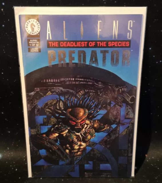 ALIENS VS PREDATOR: DEADLIEST OF THE SPECIES Dark Horse #1 PLATINUM Near Mint