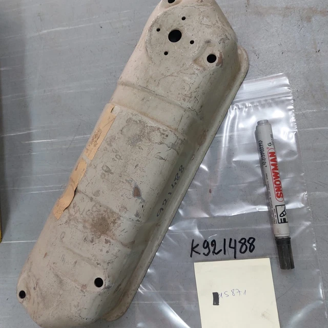 NOS TRACTOR PARTS K921488 COVER fit David Brown 770B, 1529, 780, 380CK, 880A, 88 NOS TRACTOR PARTS K921488 COVER fit David Brown 770B, 1529, 780, 380CK, 880A, 88