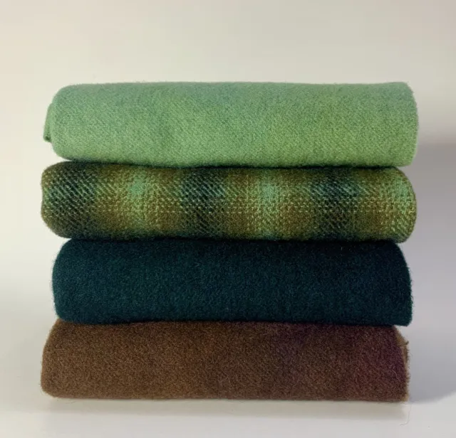Aplique de edredón para colcha de lana teñida a mano marrón y verde