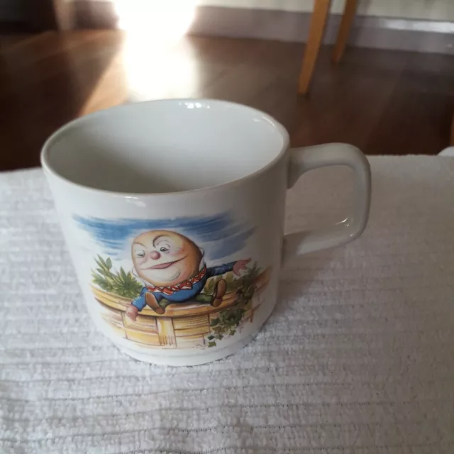 HUMPTY DUMPTY VINTAGE BABIES MUG/CUP 1950s