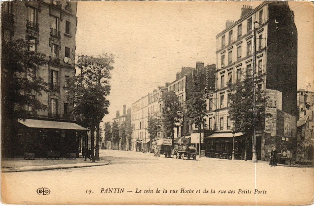 CPA 93 AUBERVILLIERS LA RUE DE PANTIN