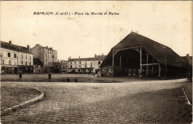 CPA ARPAJON - Place du Marché et Halles (384756)