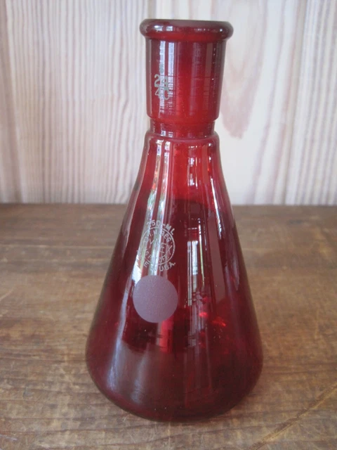 Vintage Pyrex Ruby Red 250ML Beeker