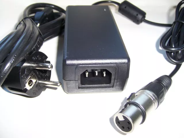 4pol XLR-Stecker 12V 5A Netzteil für professionelle Camcorder 4pin 4-polig