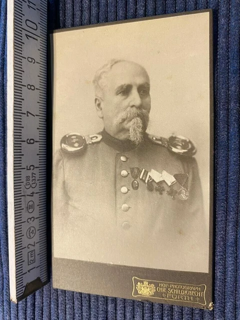 WW1 CdV Militär Offizier mit vielen Orden Fürth  WKI oder früher mn