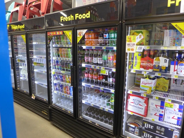 2015 True White GDM-49-LD Two Door 54" LED Glass Display Cooler 115V, #8511559