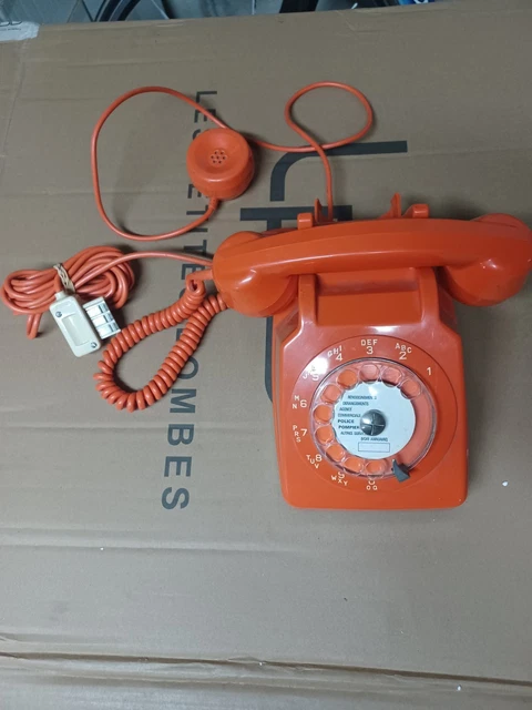 Téléphone Fixe Socotel S63 – Orange – Cadran Rotatif – France 1977 – Occasion