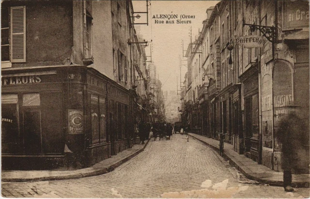 CPA Alencon Rue aux Sieurs FRANCE (1053695)
