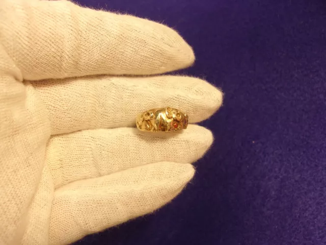 Charming Little Vtg Lady's Girl's 10K Yellow Gold & Diamond Elephant Train Ring