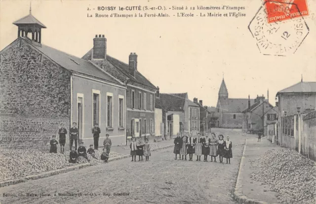 Cpa 91 Boissy La Cutte / La Route D'etampes A La Ferte Alais / Ecole / Mairie