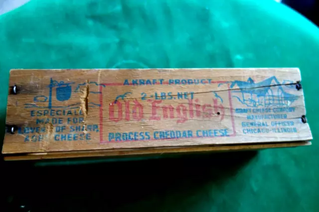 old wood Kraft white American Cheese Box 9 1/8" country decoration vintage 2 lbs