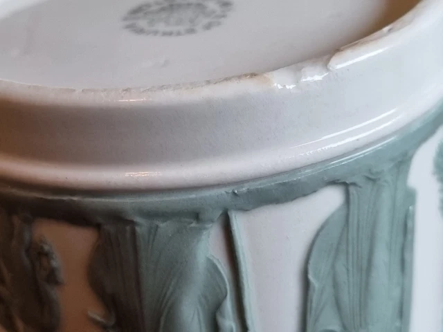 Vintage Wedgwood Etruria Barlaston Queen's Ware Green Jug 2