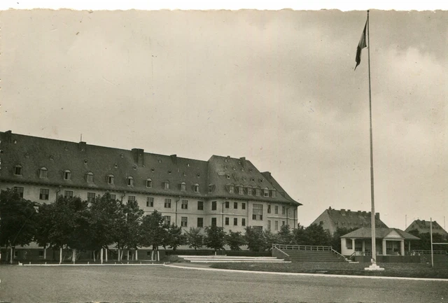 Militaire - Compiegne - Caserne d'Infanterie