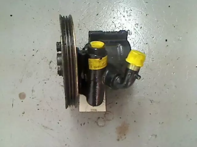 Pompe de direction FIAT PUNTO 1 46410955