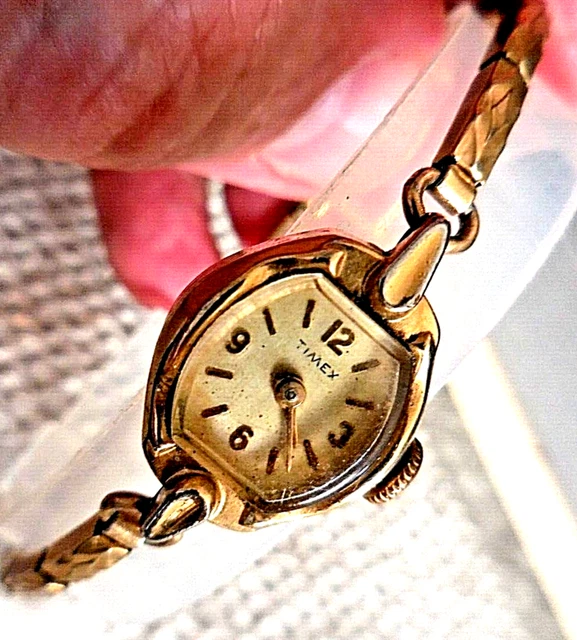 Montre Digitale Vintage Timex - Pour Pièces Ou Réparation - Occasion