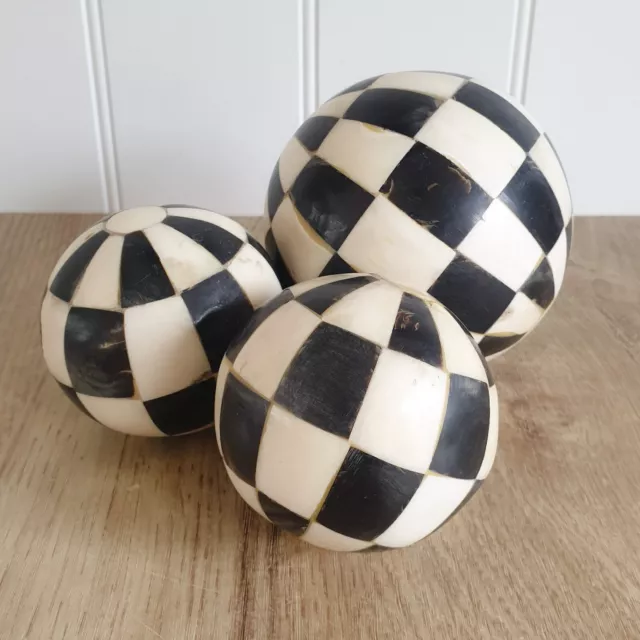 3x Vintage Decorative Black & White Checkerboard Bovine Bone Carpet Balls