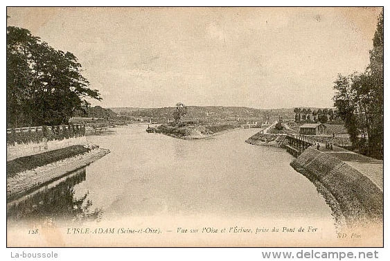 95 ISLE ADAM - vue sur l'oise et l'ecluse depuis le pont de fer