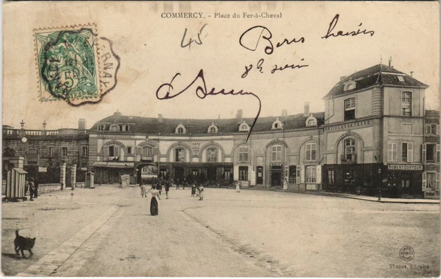 CPA COMMERCE Place du Fer a Cheval. (125911)