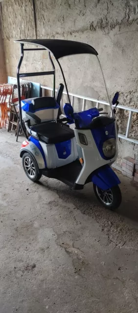 scooter elettrico per anziani, disabili e ridotta mobilità