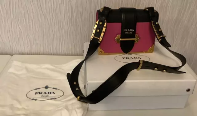 Prada cahier sales bag lion