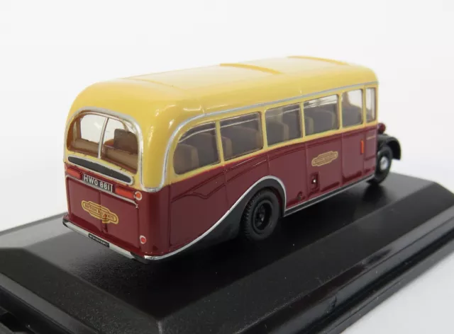 TT Gauge Oxford Diecast 1:120 120OB001 Bedford OB Coach British Rail 2