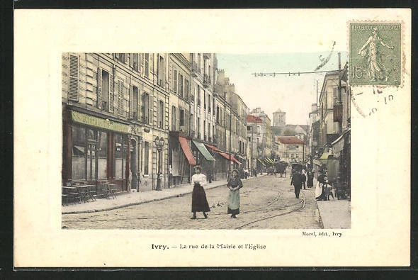CPA Ivry, La rue de la Mairie et l´Eglise