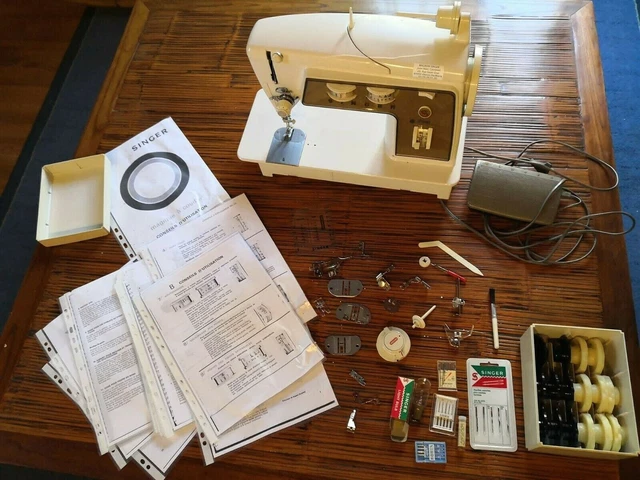 MACHINE A COUDRE Singer 700 + Mode Emploi + Accessoires Fonctionne