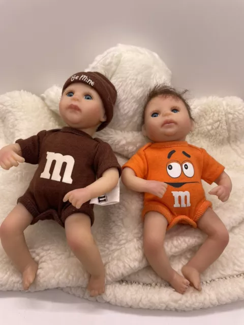 Ashton Drake Sherry Rawn M&M's Melt in Your Heart Baby Dolls Lot Of 2 Dolls