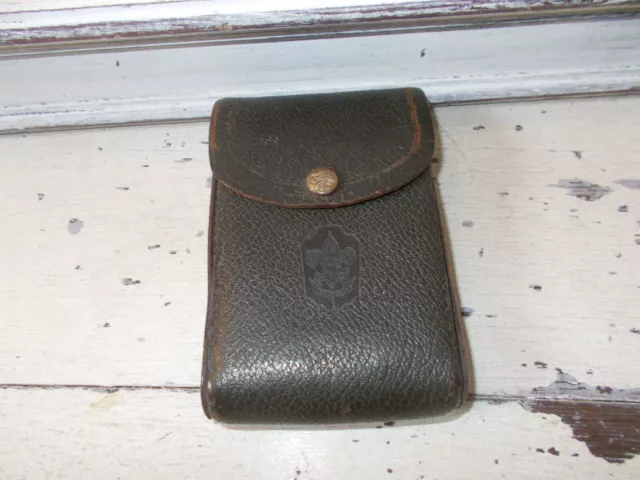 Vintage boy scouts leather belt pouch wallet 'Be Prepared' emblem on front