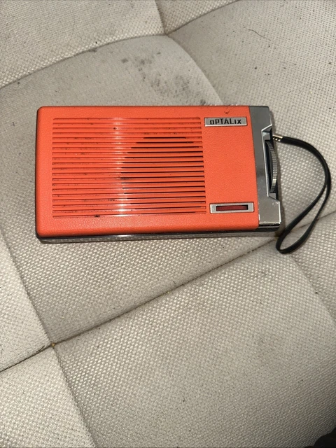 Vintage General Electric Transistor Radio, Model P-910J, A